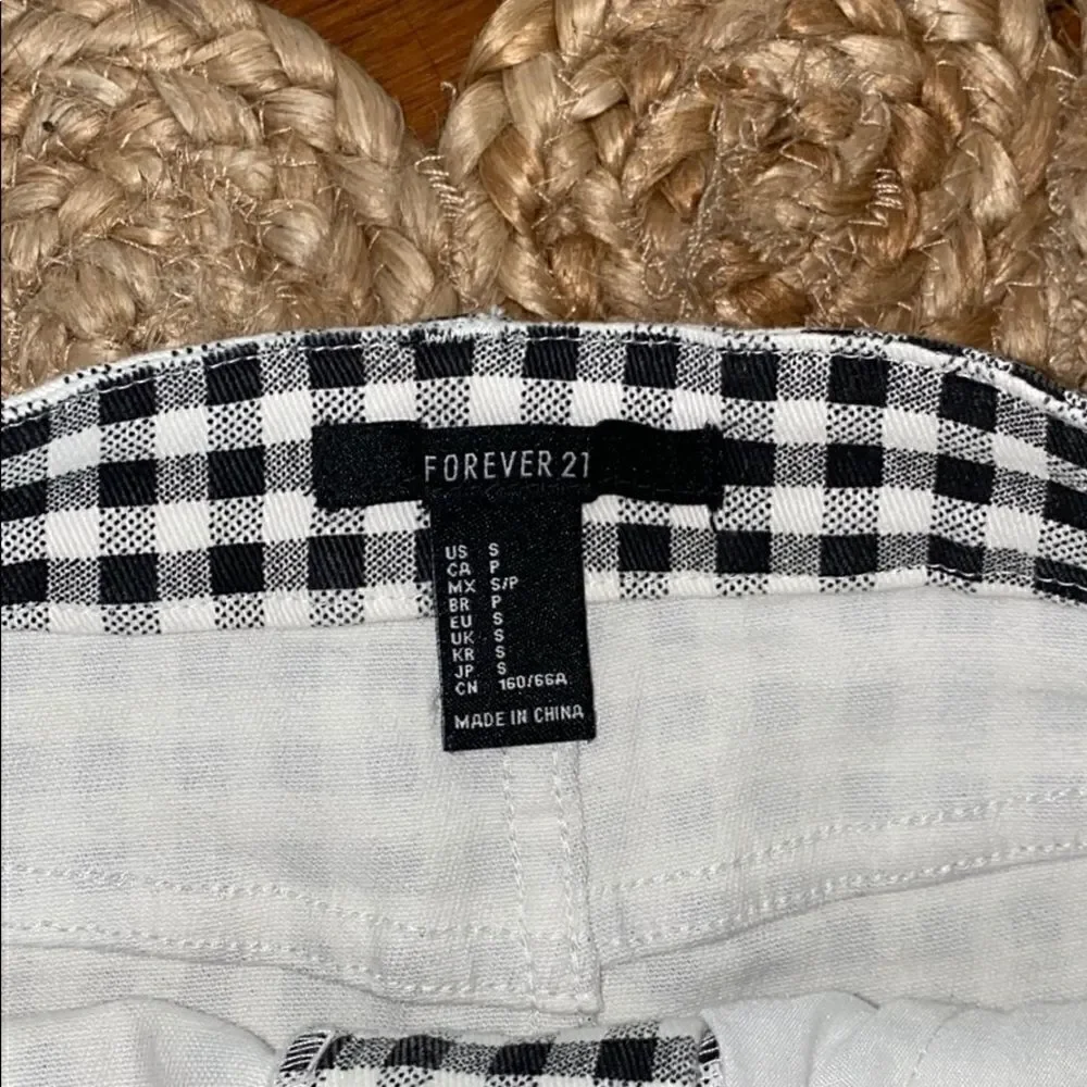Forever 21 it was never used - Picture 2 of 4